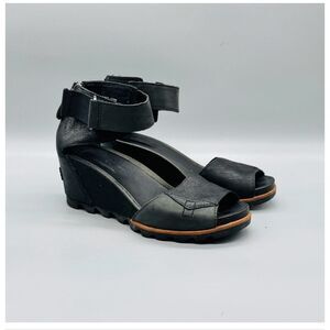 Sorel Sandals Womens 8 Black Leather Joanie II Wedge Ankle Strap Zip Shoes
